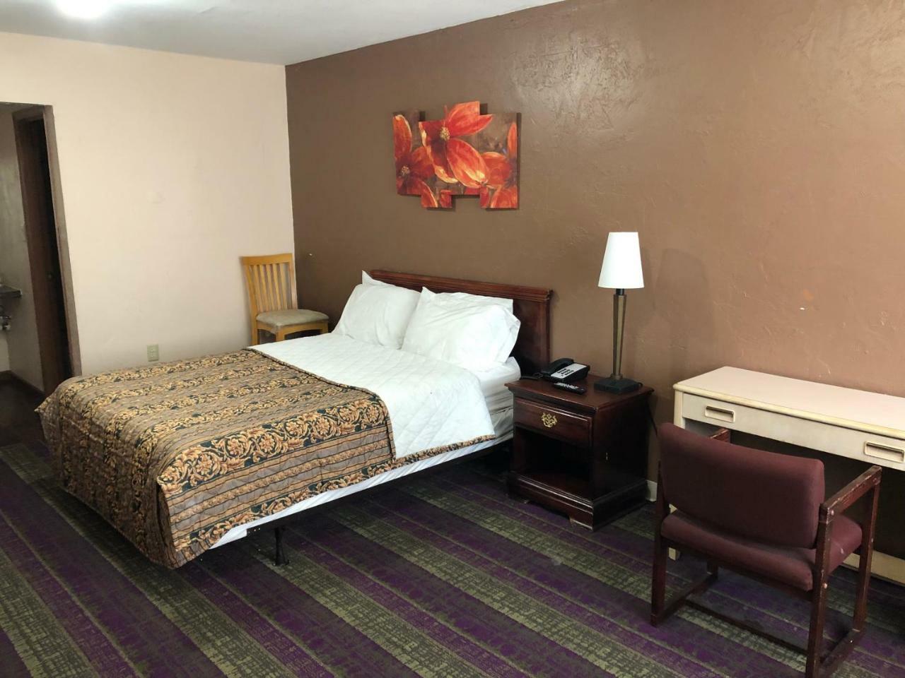 Town Motel Oshkosh Exterior foto